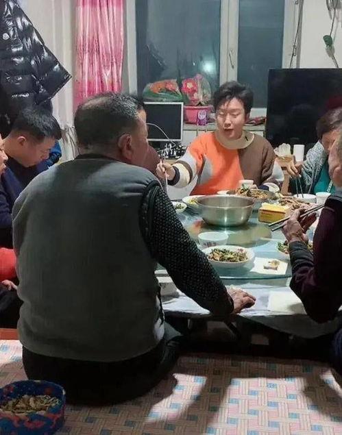 娱乐区吃大瓜,明星隐私曝光,精彩瞬间回顾  第3张 娱乐区吃大瓜,明星隐私曝光,精彩瞬间回顾  第3张