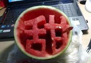 牛时娱乐吃瓜,揭秘娱乐圈最新吃瓜事件  第2张 牛时娱乐吃瓜,揭秘娱乐圈最新吃瓜事件  第2张