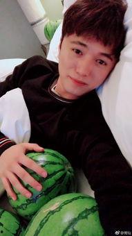 主播吃瓜娱乐圈是谁发明的,谁首创了这个热门话题? 第1张 主播吃瓜娱乐圈是谁发明的,谁首创了这个热门话题? 第1张