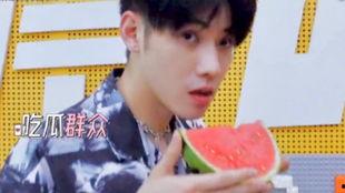 娱乐吃瓜酱帅哥,揭秘帅哥背后的故事 第2张 娱乐吃瓜酱帅哥,揭秘帅哥背后的故事 第2张