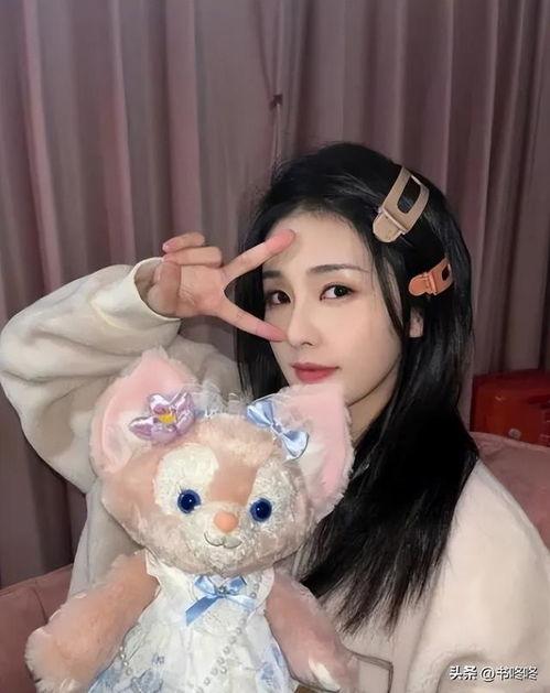 娱乐圈吃瓜主播玲娜贝儿,玲娜贝儿揭秘幕后吃瓜大揭秘 第2张 娱乐圈吃瓜主播玲娜贝儿,玲娜贝儿揭秘幕后吃瓜大揭秘 第2张