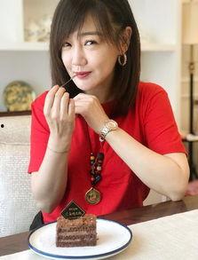 娱乐吃瓜薛佳凝,从娱乐吃瓜到实力派演员的华丽蜕变  第3张