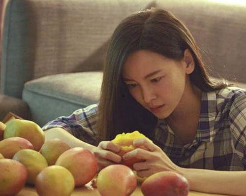 娱乐吃瓜酱的作品发10块钱,揭秘娱乐圈10块钱背后的秘密 第2张 娱乐吃瓜酱的作品发10块钱,揭秘娱乐圈10块钱背后的秘密 第2张