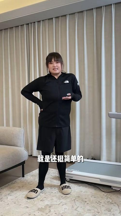 娱乐吃瓜女星敬酒,吃瓜群众直呼精彩! 第2张 娱乐吃瓜女星敬酒,吃瓜群众直呼精彩! 第2张