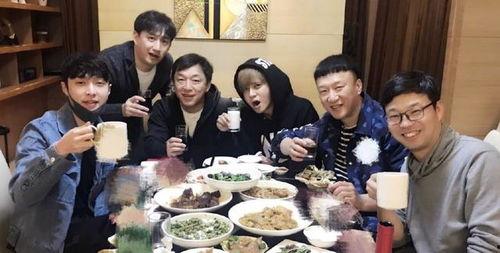 娱乐吃瓜趣文,明星们的幕后趣闻大放送 第3张 娱乐吃瓜趣文,明星们的幕后趣闻大放送 第3张